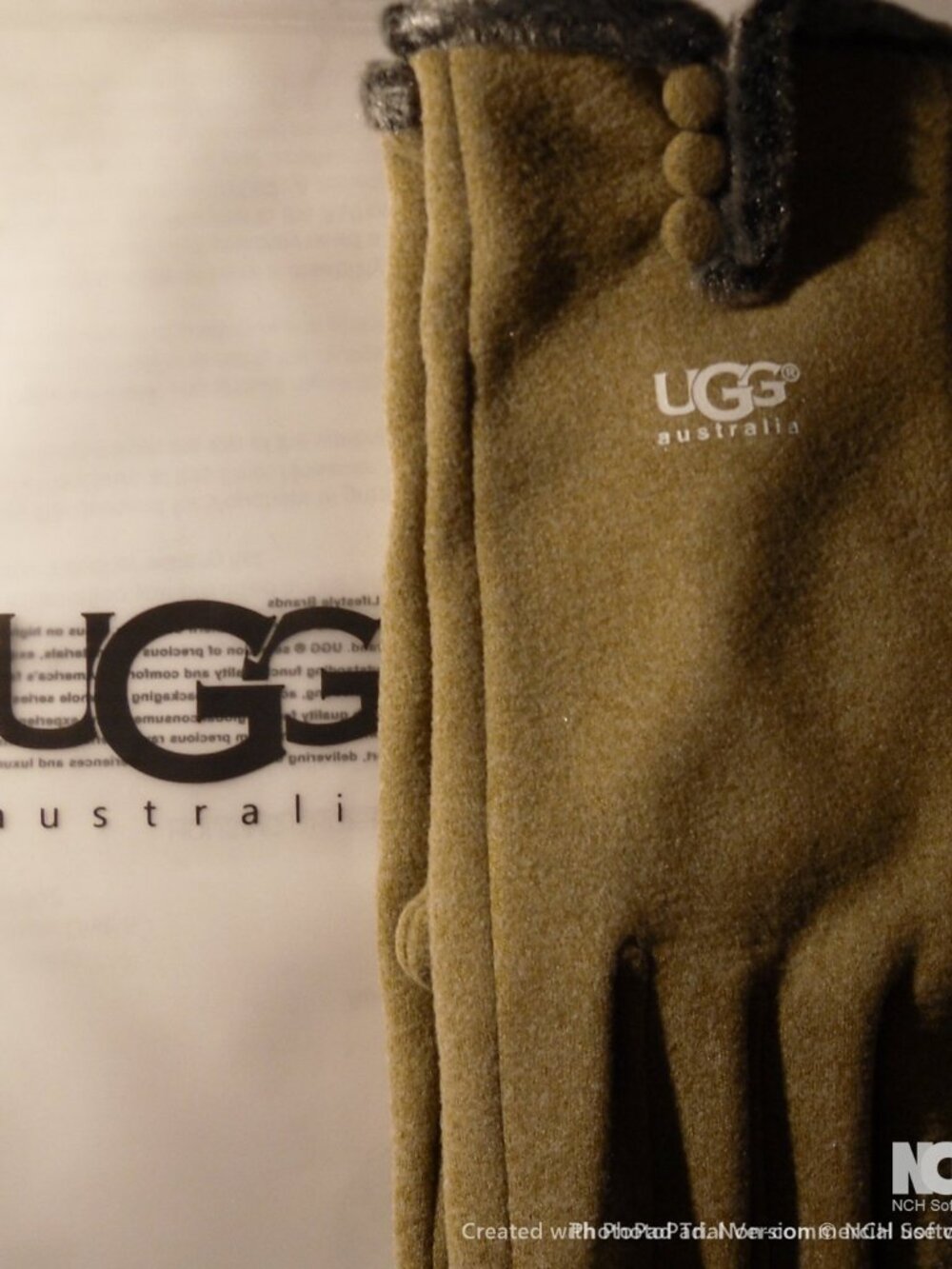 UGG Women's Beige Touchscreen Gloves – New